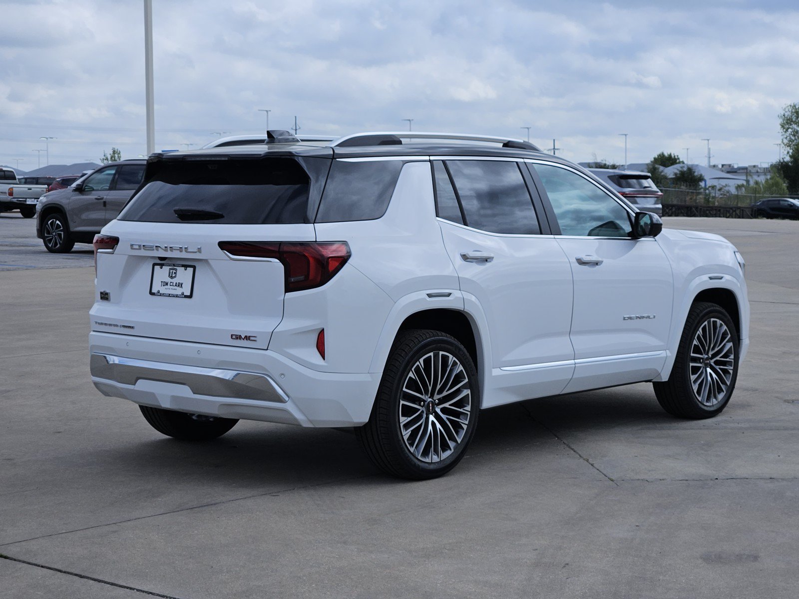 New 2027 GMC Terrain Denali AWD/4WD image 4