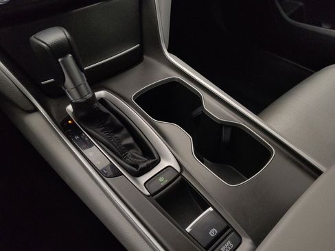 Used 2018 Honda Accord LX image 26