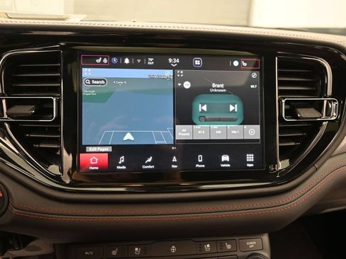 Used 2025 Dodge Durango GT AWD/4WD image 35