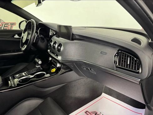 Used 2022 Kia Stinger GT-Line w/ Sun & Sound Package AWD/4WD image 12