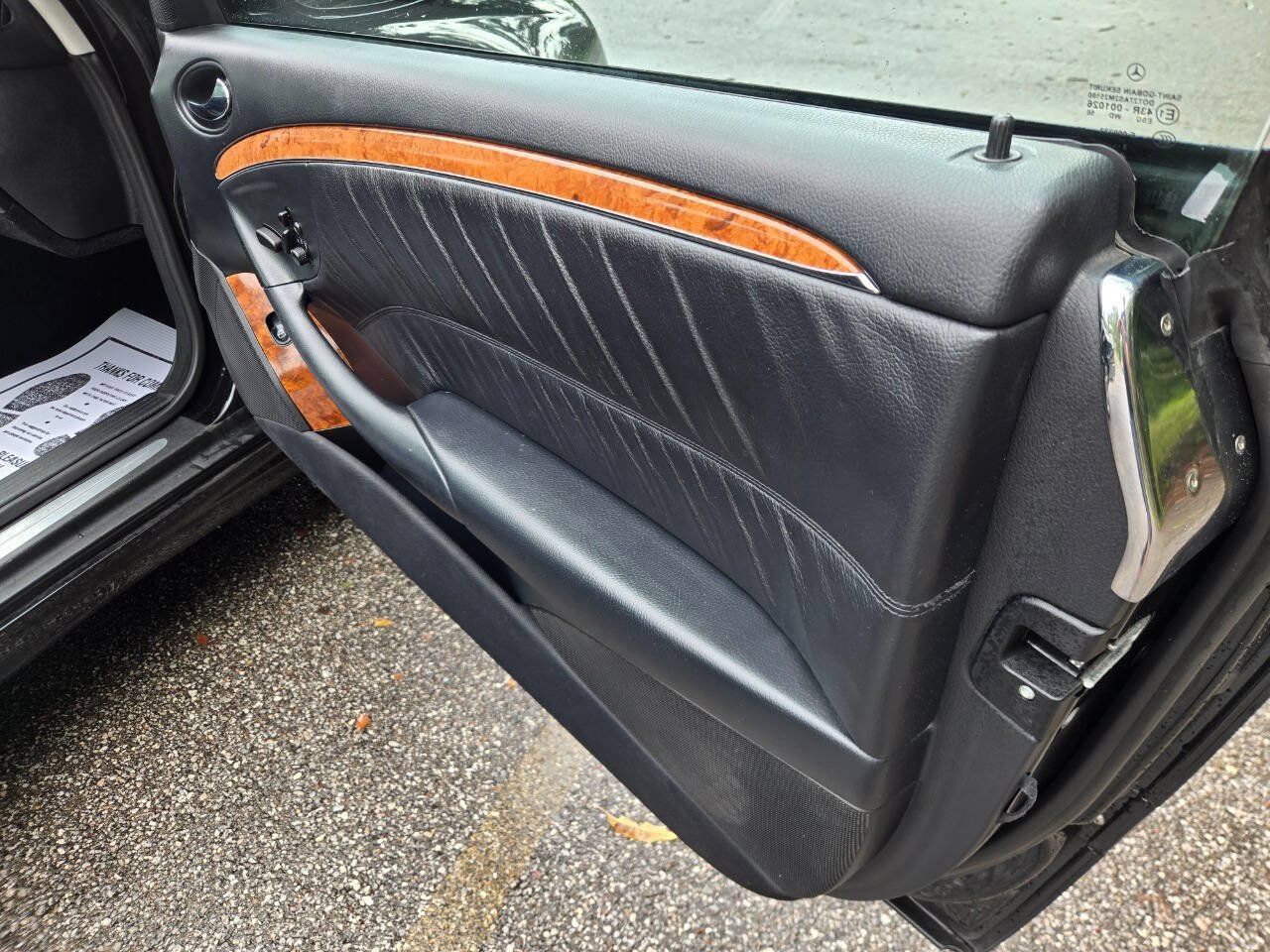 Used 2006 Mercedes-Benz CLK 500 Cabriolet image 24