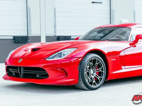 Used 2014 SRT Viper GTS w/ GTS Laguna Interior Package RWD image 58