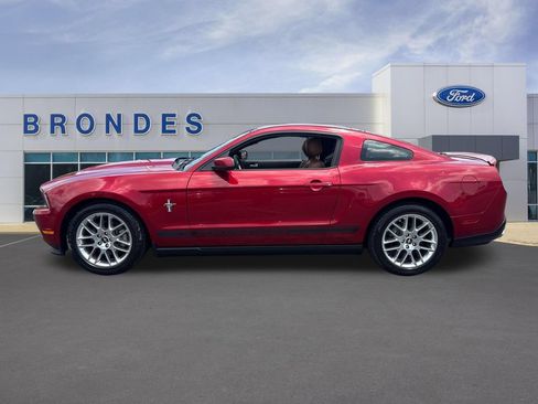 Used 2012 Ford Mustang Premium RWD image 1