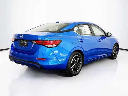 Used 2024 Nissan Sentra SV image 9