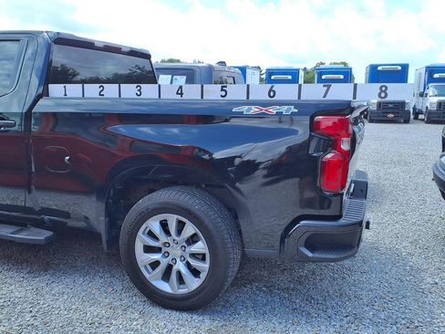 Used 2019 Chevrolet Silverado 1500 Custom w/ Custom Value Package AWD/4WD image 14