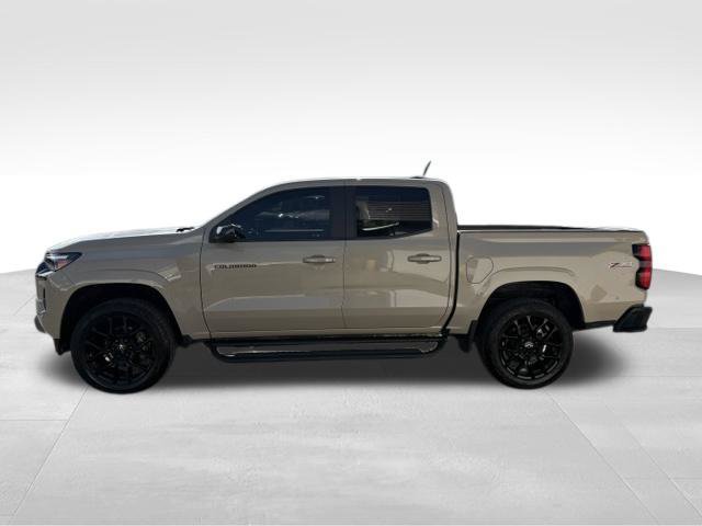 Used 2024 Chevrolet Colorado Z71 w/ LPO, Dark Essentials Package AWD/4WD image 12