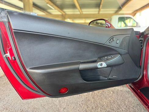 Used 2006 Chevrolet Corvette Convertible w/ Preferred Equipment Group image 13