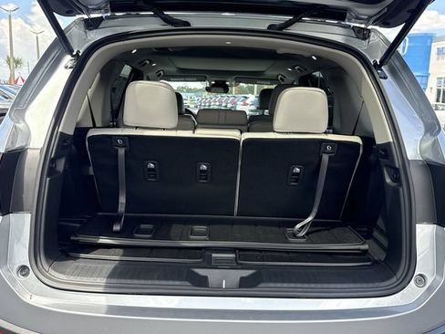New 2026 Honda Pilot Touring image 16