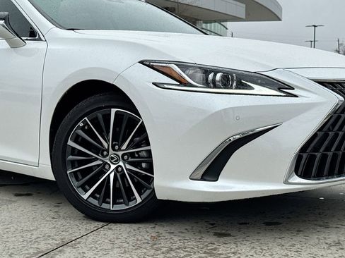 Used 2025 Lexus ES 350 350 image 10