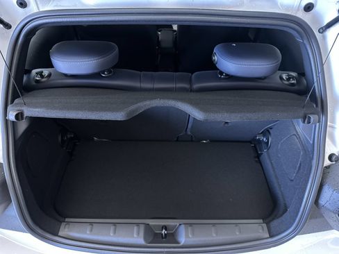 New 2026 MINI Cooper 2-Door Hardtop FWD image 23