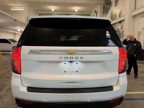 Used 2022 Chevrolet Tahoe LS image 3