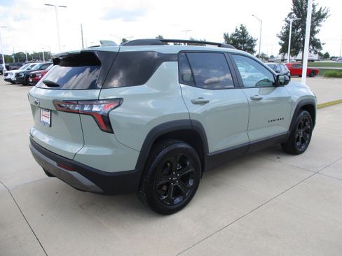 Used 2025 Chevrolet Equinox LT w/ Midnight Edition AWD/4WD image 7