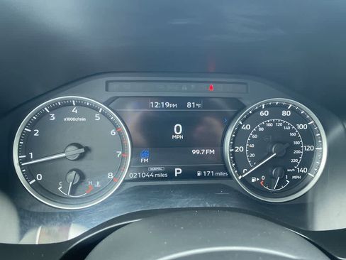 Used 2023 Mitsubishi Outlander ES FWD image 15