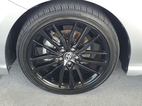 Used 2023 Toyota Camry XSE FWD image 7
