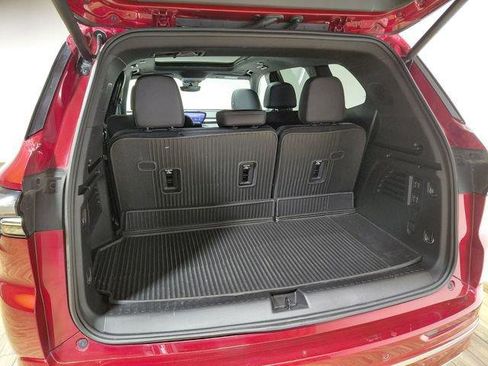Used 2025 Buick Enclave Avenir AWD/4WD image 68
