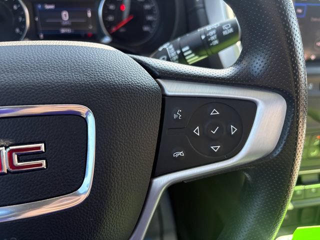 Used 2023 GMC Terrain SLE w/ Driver Convenience Package FWD image 24