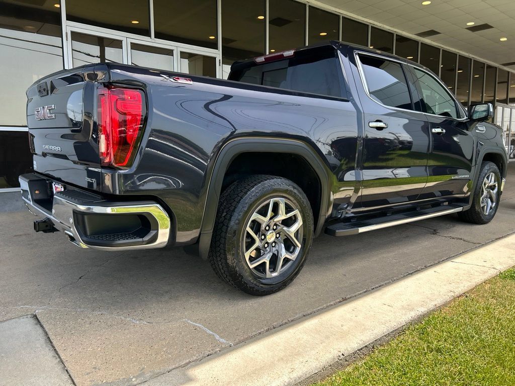 Certified 2024 GMC Sierra 1500 SLT AWD/4WD image 7