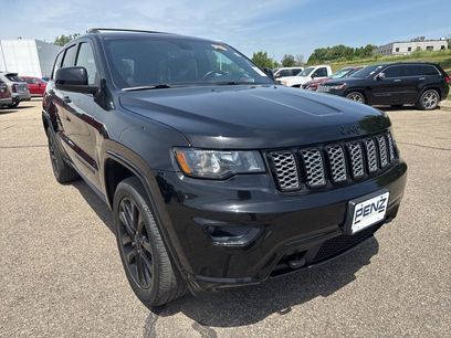 Used 2020 Jeep Grand Cherokee Altitude