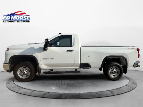 Used 2025 Chevrolet Silverado 2500 W/T w/ WT Convenience Package AWD/4WD image 2