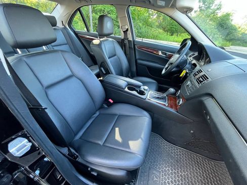 Used 2011 Mercedes-Benz C 300 4MATIC Sedan image 16