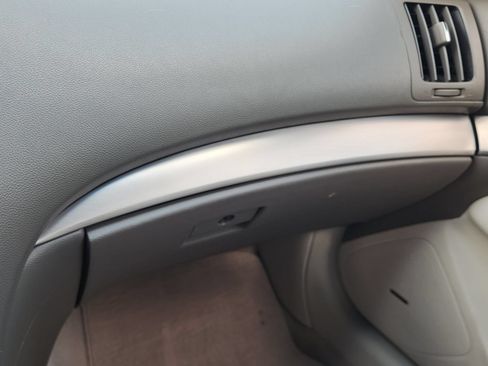 Used 2011 INFINITI G37 Journey w/ Premium Pkg RWD image 22
