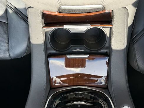 Certified 2019 Cadillac Escalade Luxury RWD image 18