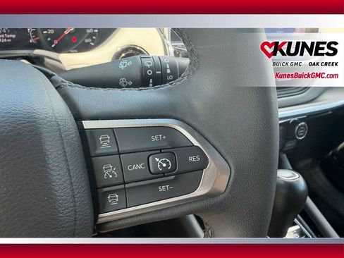 Used 2025 Jeep Compass Limited AWD/4WD image 18