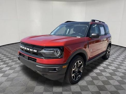 Used 2023 Ford Bronco Sport Outer Banks w/ Tech Package AWD/4WD image 14