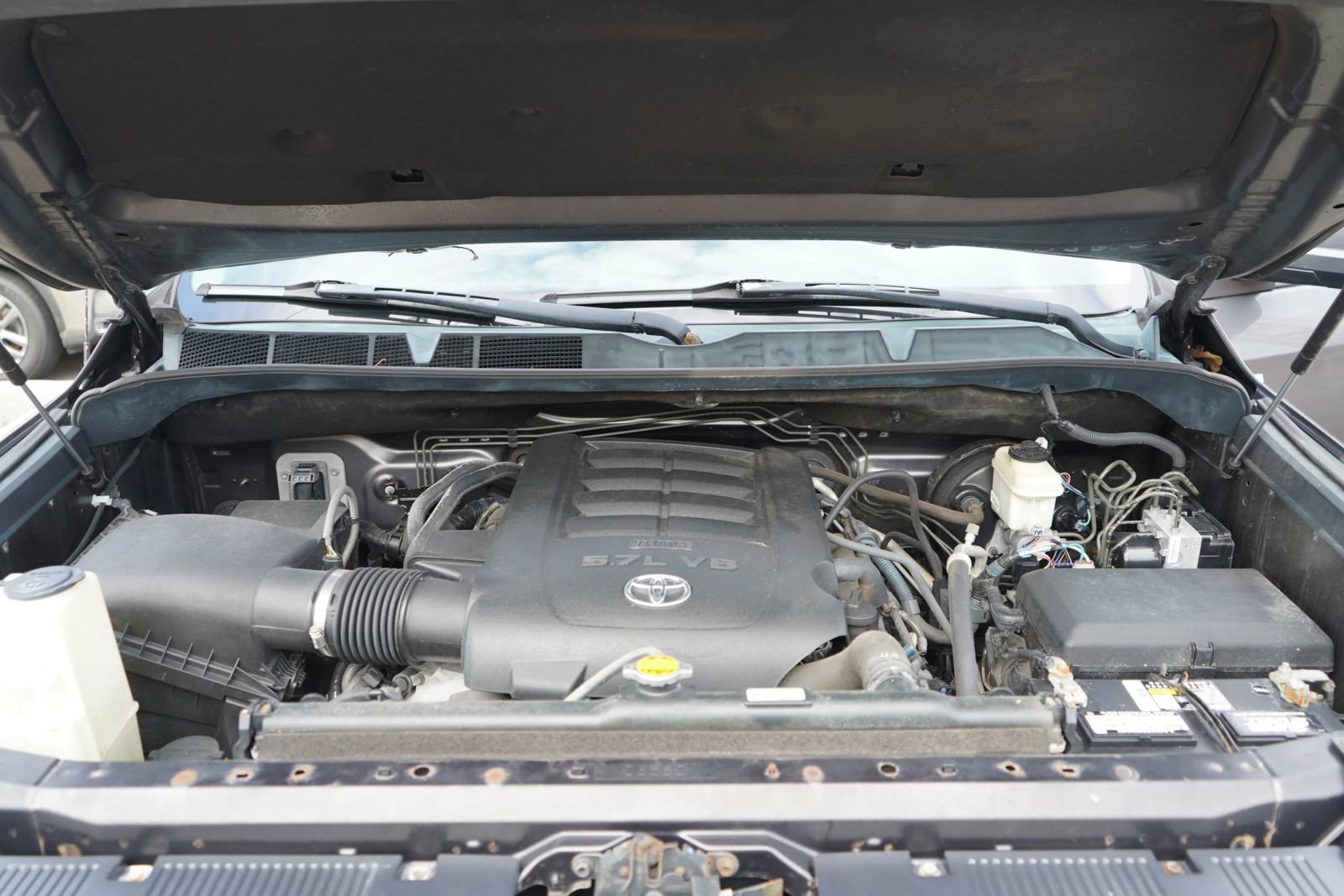 Used 2015 Toyota Tundra SR5 RWD image 8
