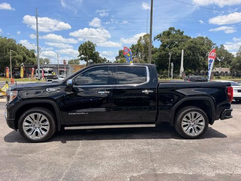 Used 2021 GMC Sierra 1500 Denali w/ Denali Ultimate Package AWD/4WD image 10