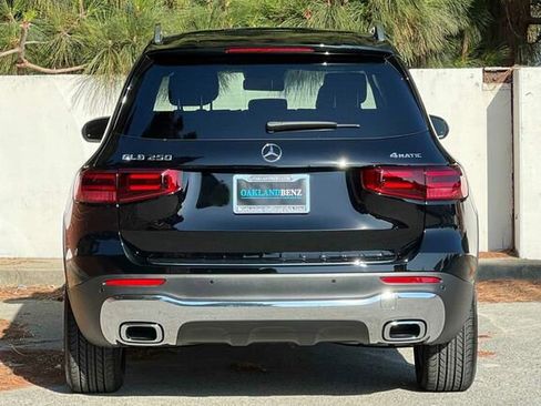 Certified 2025 Mercedes-Benz GLB 250 GLB 250 image 5