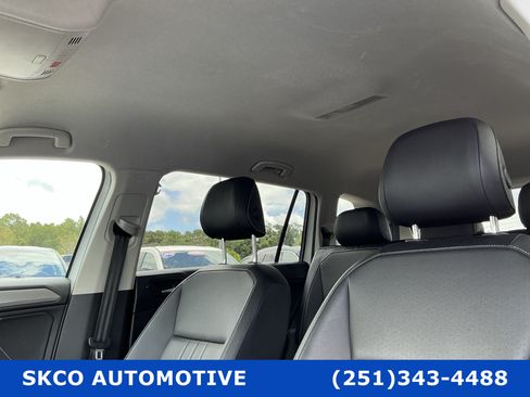 Used 2024 Volkswagen Tiguan SE FWD image 26