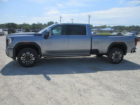 New 2026 GMC Sierra 3500 Denali Ultimate AWD/4WD image 10