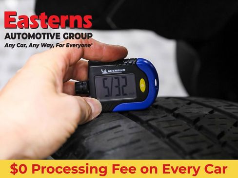 Used 2021 Jeep Wrangler Unlimited Sahara w/ Cold Weather Group AWD/4WD image 28