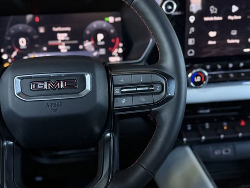 Used 2025 GMC Canyon AT4 w/ AT4X Package image 25