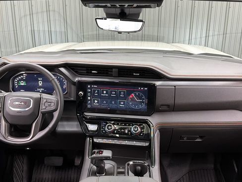 Used 2026 GMC Sierra 1500 AT4 w/ AT4 Premium Package AWD/4WD image 44