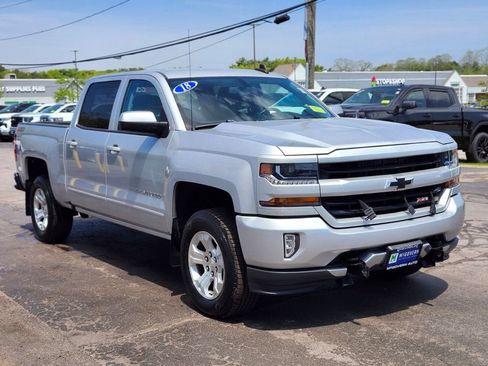 Used 2018 Chevrolet Silverado 1500 LT w/ All Star Edition AWD/4WD image 7