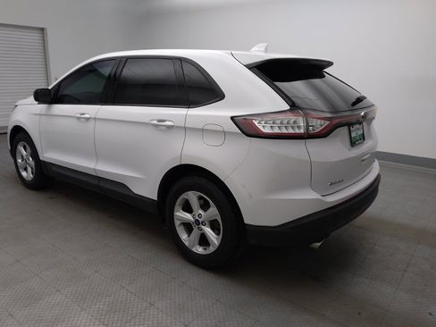 Used 2018 Ford Edge SE FWD image 3