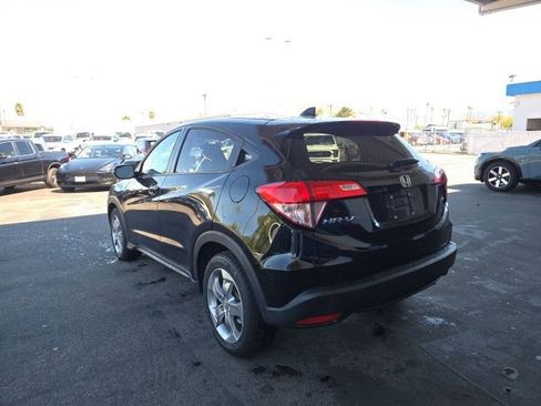 Used 2017 Honda HR-V EX image 10