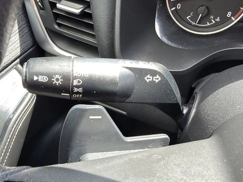 Used 2021 Nissan Rogue S AWD/4WD image 14