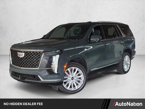 Used 2025 Cadillac Escalade Luxury RWD image 1