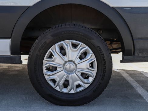 Used 2019 Ford Transit 350 XLT image 10