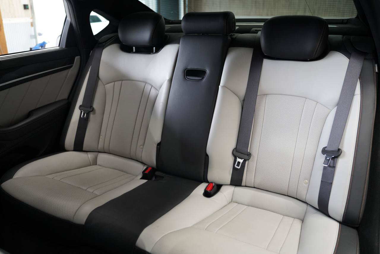 Used 2018 Genesis G80 3.3T Sport RWD image 34
