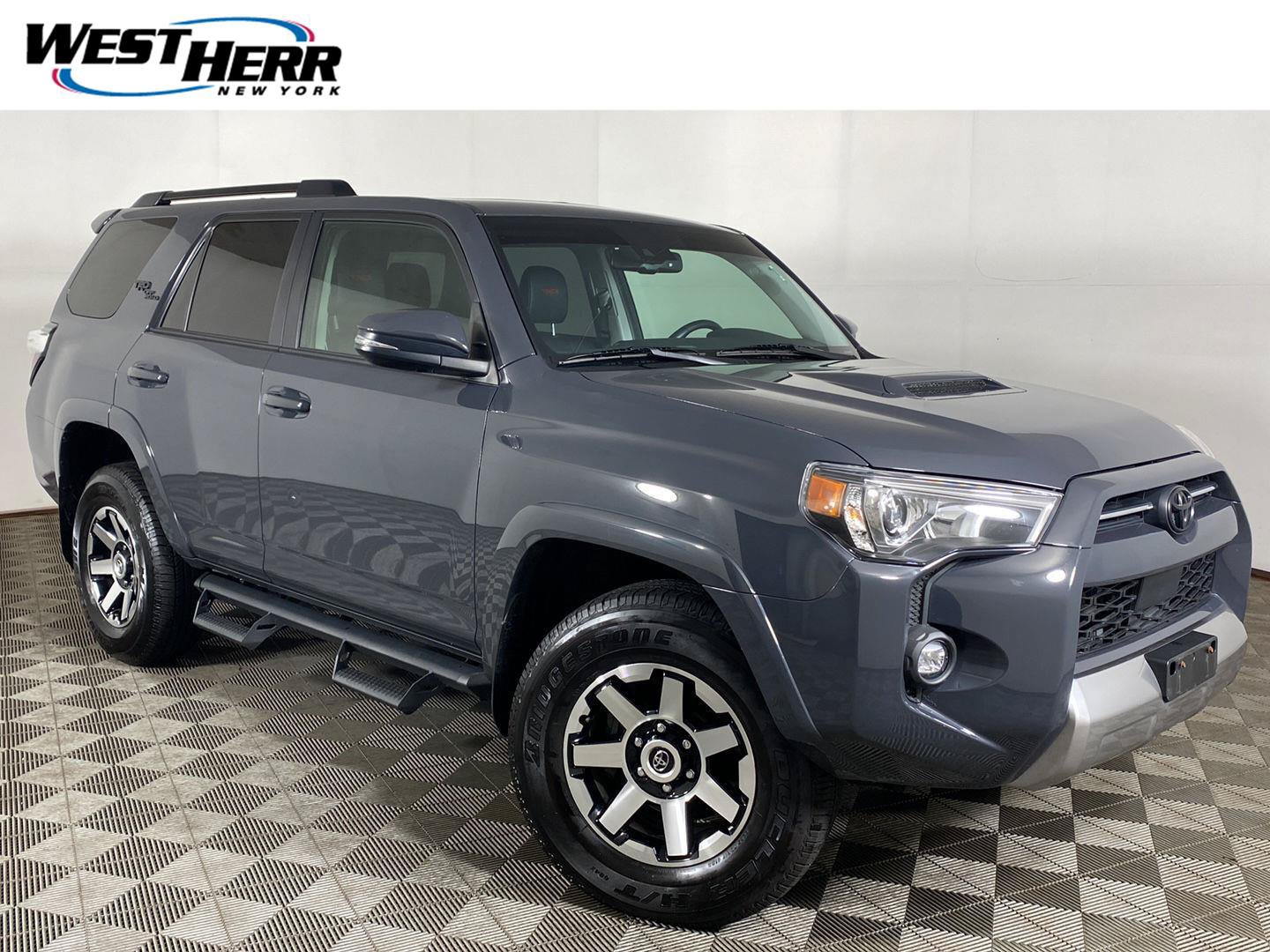 Used 2024 Toyota 4Runner TRD Off-Road Premium w/ Moonroof Package AWD/4WD image 1