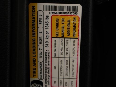 Used 2019 Ford Explorer XLT w/ Equipment Group 202A AWD/4WD image 27