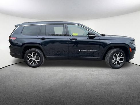 Used 2024 Jeep Grand Cherokee L Limited w/ Luxury Tech Group II AWD/4WD image 18