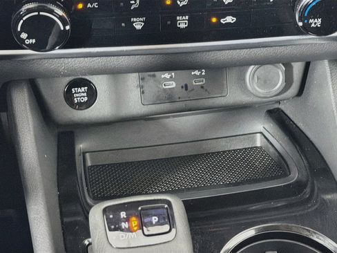 Used 2026 Nissan Rogue S FWD image 25