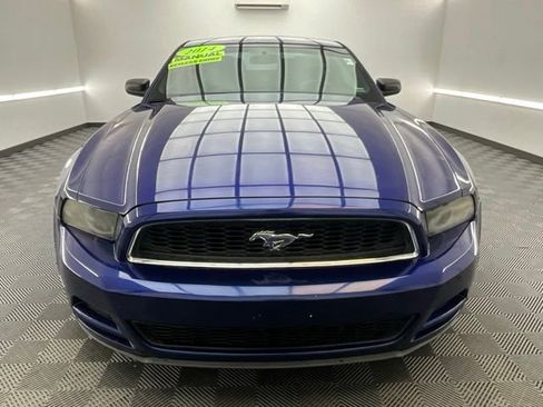 Used 2014 Ford Mustang Coupe RWD image 2