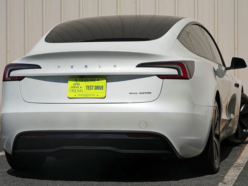 Used 2024 Tesla Model 3 Long Range AWD/4WD image 5