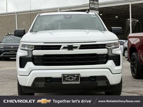 Used 2026 Chevrolet Silverado 1500 RST image 3